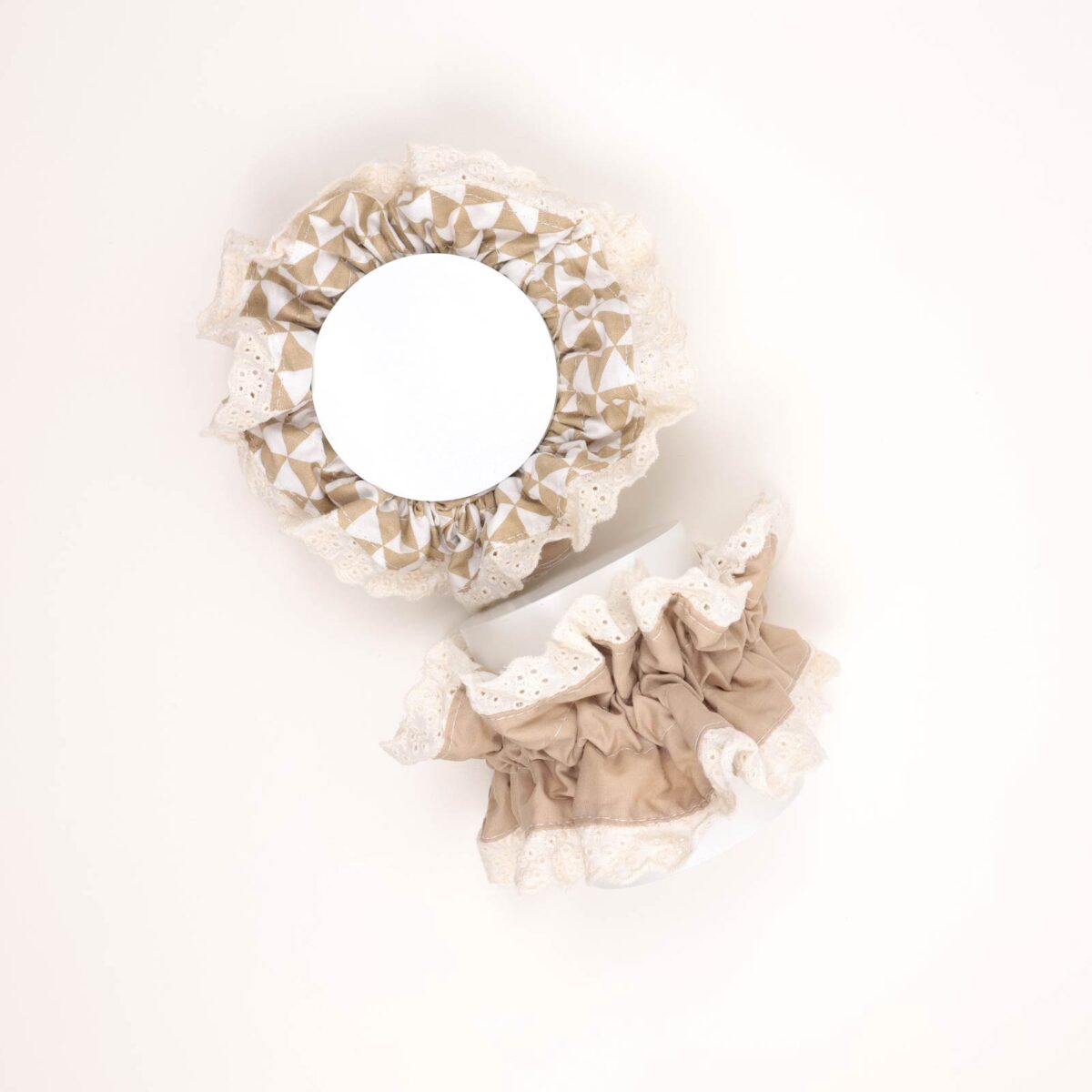 Vintage Beige Lace Scrunchie - Image 1