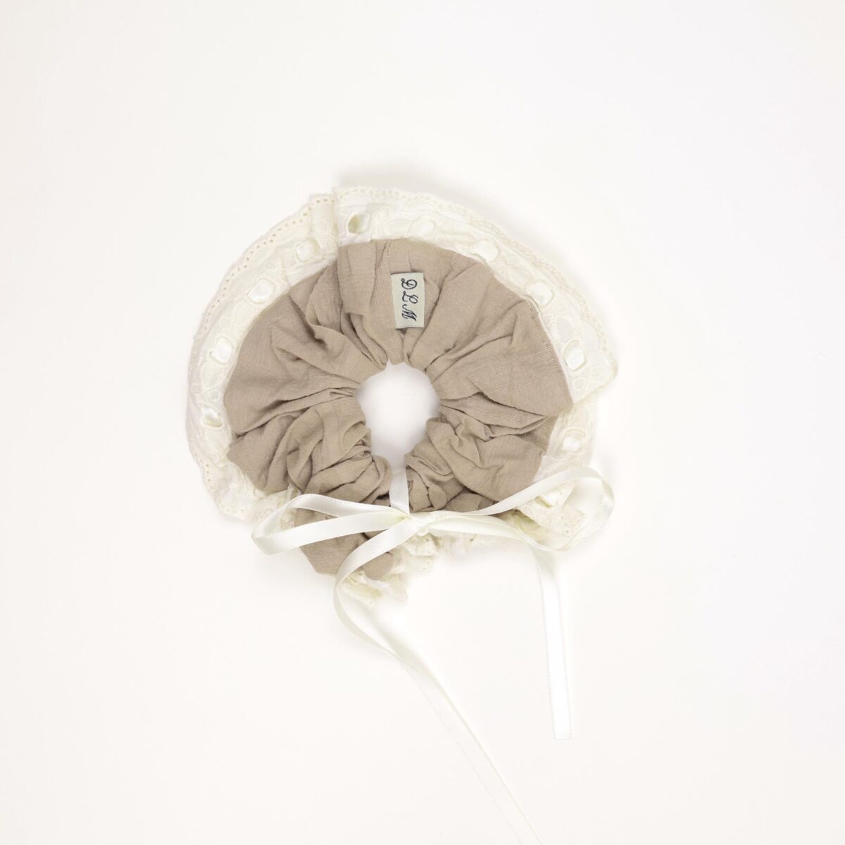 Vintage Lace Trim Scrunchie - Image 6