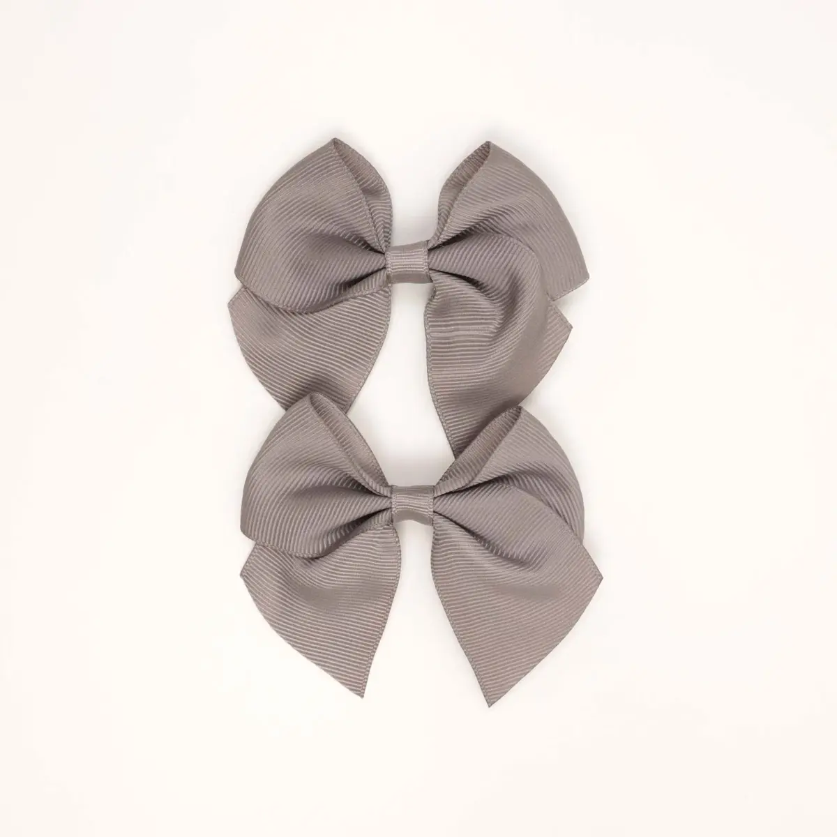 Classic Bow Hair Clips - Image 3
