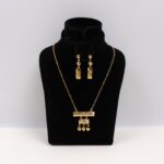 Gold Pendant Necklace Set