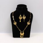 Crescent Filigree Gold Necklace Set