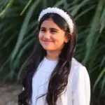 Embellished Pearl Hairband - Image 2