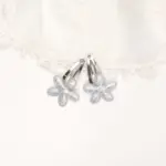 Floral Metal Hair Clips Set - Image 2
