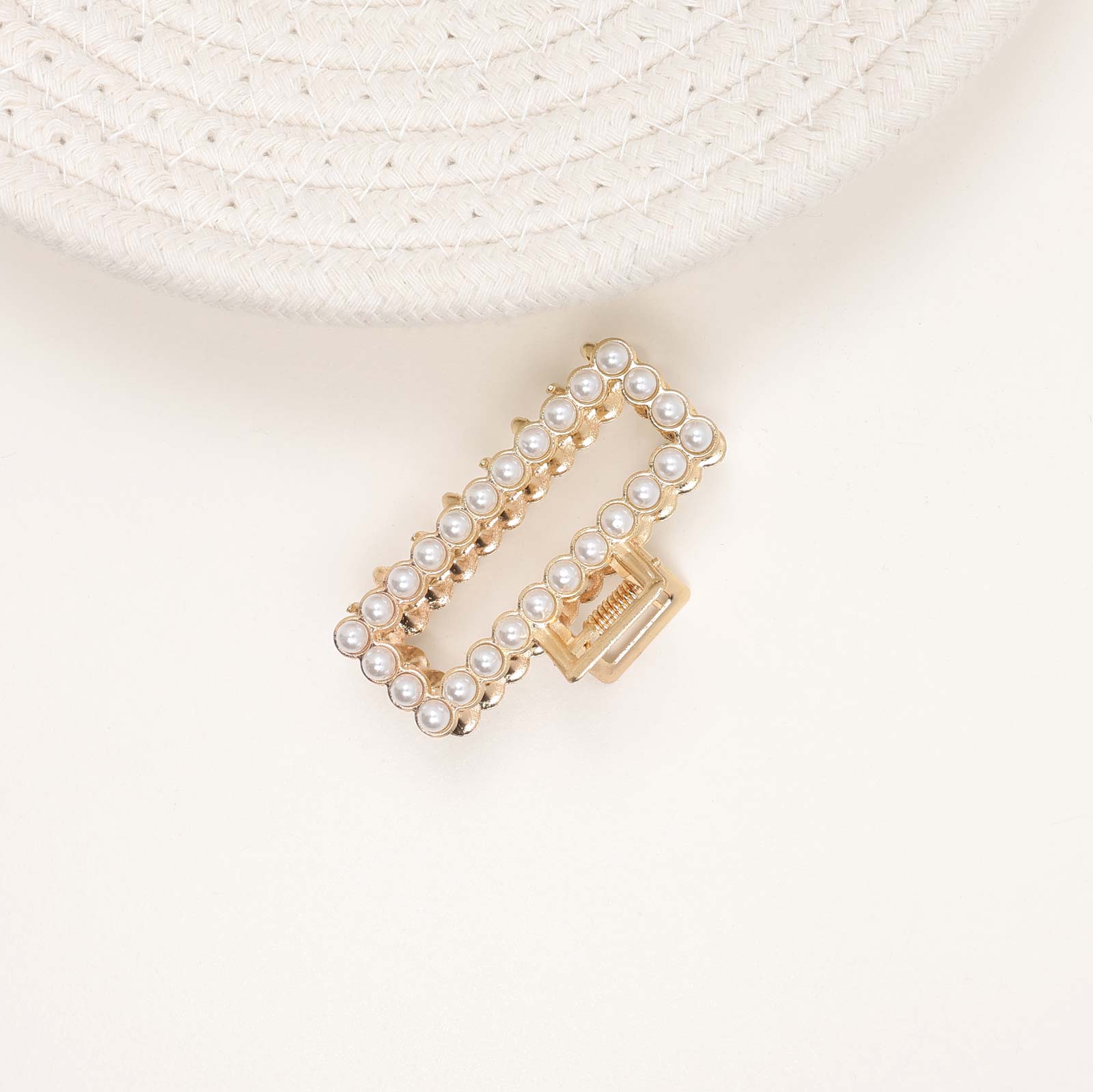 SA3.5GSCC1 Gold Metal Pearl Hair Claw Clip - Image 1